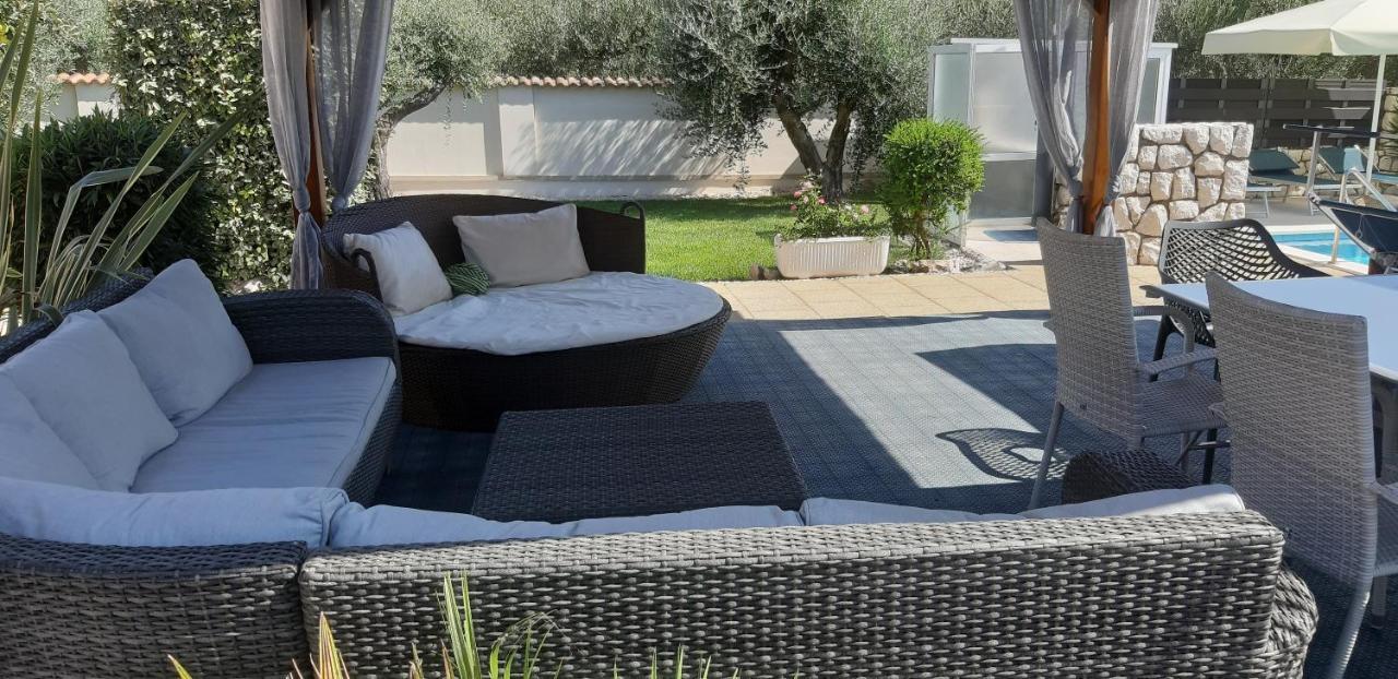 Villa Dalmatina Zadar Mit Pool Екстериор снимка