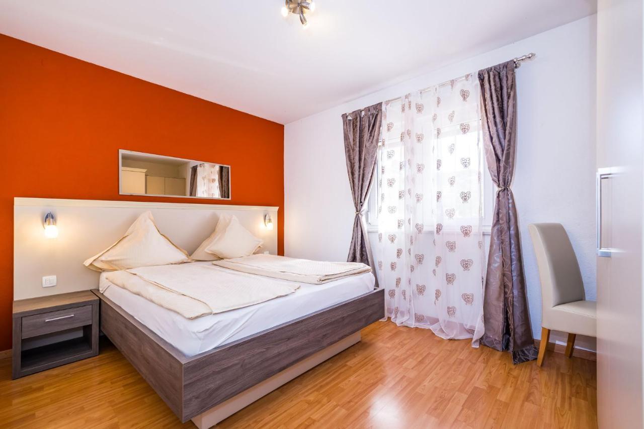 Villa Dalmatina Zadar Mit Pool Екстериор снимка