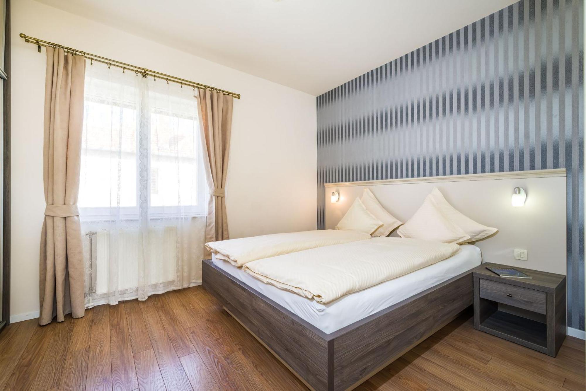 Villa Dalmatina Zadar Mit Pool Екстериор снимка