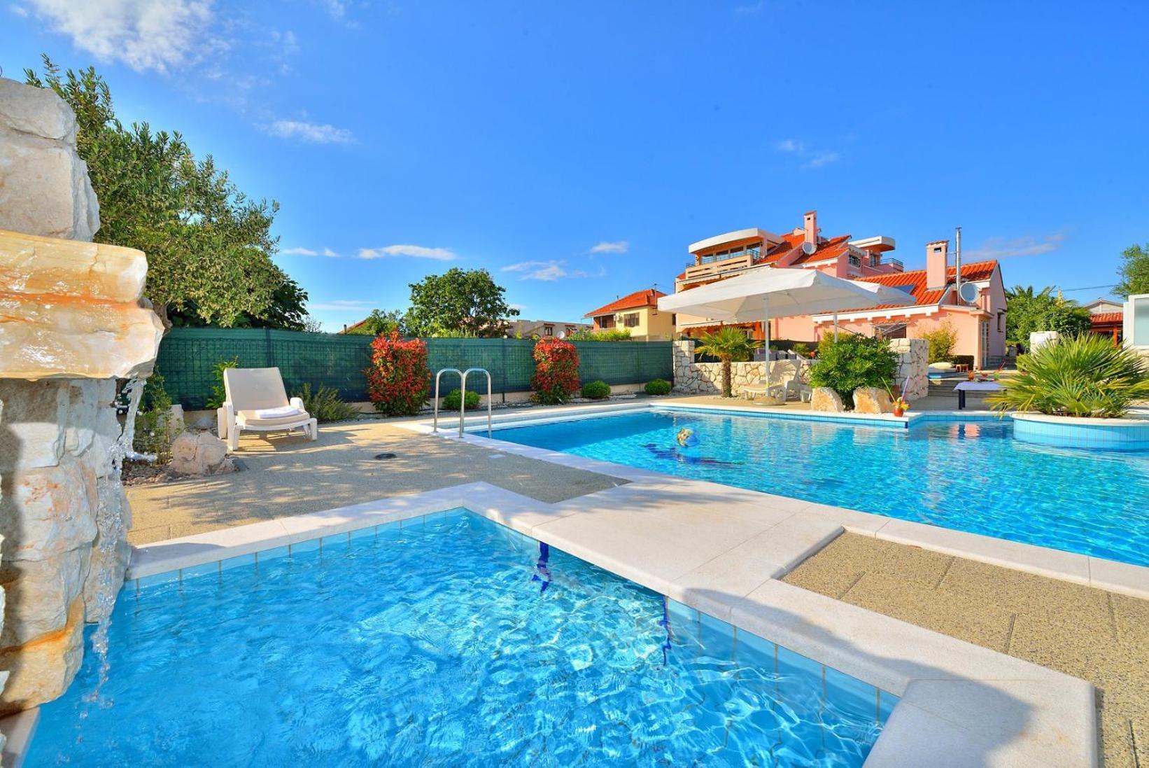 Villa Dalmatina Zadar Mit Pool Екстериор снимка