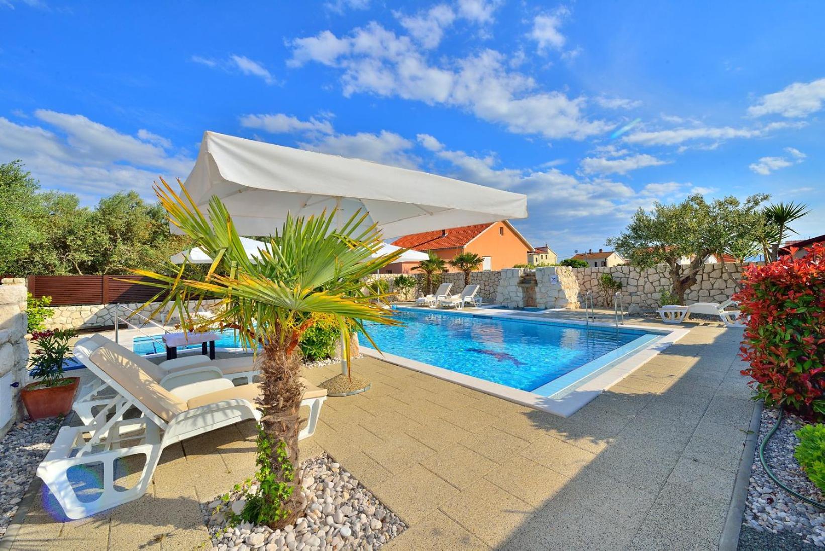 Villa Dalmatina Zadar Mit Pool Екстериор снимка