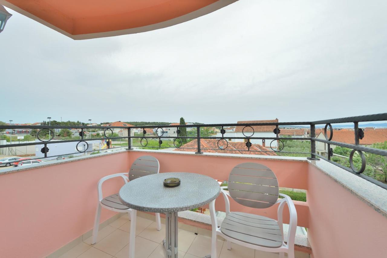 Villa Dalmatina Zadar Mit Pool Екстериор снимка